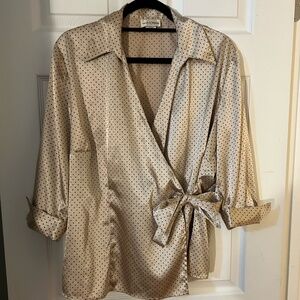 Sarah B Woman Size 1X Crossover Blouse, Cream with black dots